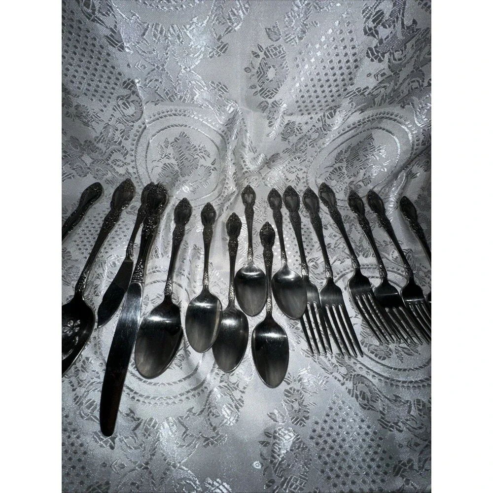 16 PiecesOneida OCO USA Glossy Stainless Steel Flatware
